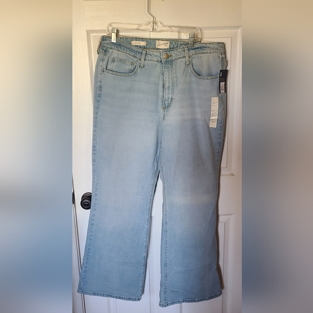 Universal thread high rise flare jeans